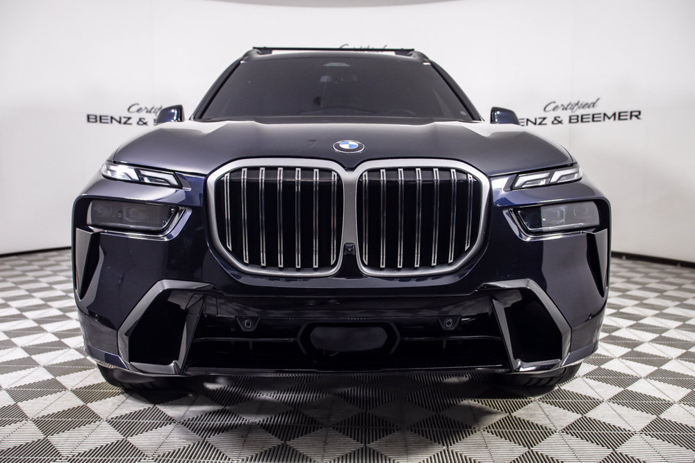 Used 2023 BMW X7 xDrive40i w/ M Sport Package AWD/4WD image 5
