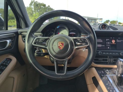 Used 2020 Porsche Macan S AWD/4WD image 17