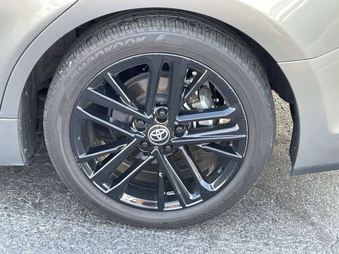 Used 2025 Toyota Camry SE w/ Convenience Package FWD image 13