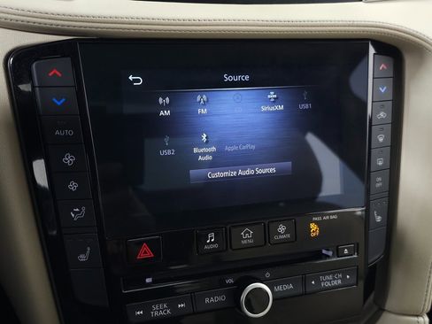 Used 2021 INFINITI QX50 Essential w/ Convenience Package image 28