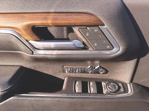 Used 2024 Chevrolet Silverado 1500 High Country w/ Technology Package image 23