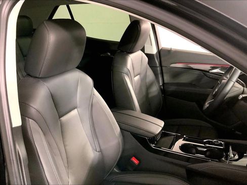 Used 2025 Buick Envision Preferred image 6