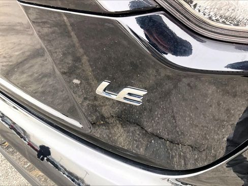 Used 2024 Toyota Corolla LE image 28