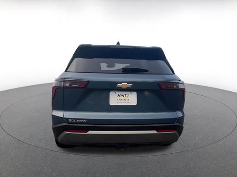 Used 2025 Chevrolet Equinox LT image 12