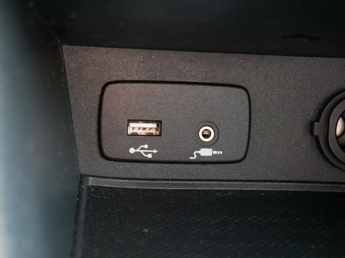Used 2023 Subaru Crosstrek 2.0i AWD/4WD image 31