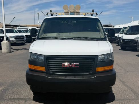 Used 2022 GMC Savana 2500 w/ Driver Convenience Package RWD image 9