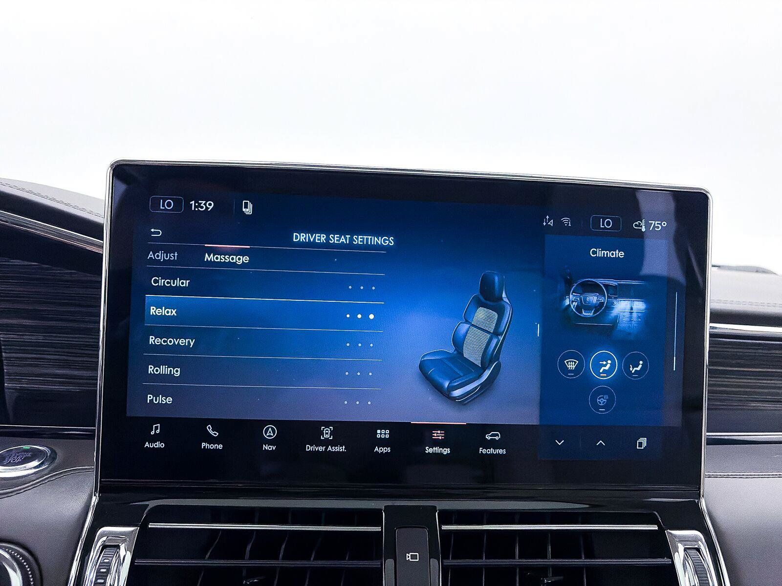 Used 2022 Lincoln Navigator Black Label AWD/4WD image 8