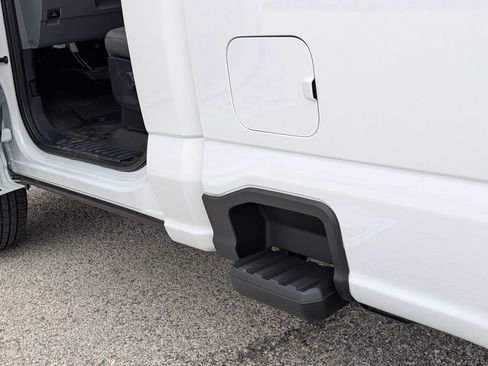 Used 2026 Ford F250 XL w/ XL Chrome Package RWD image 22