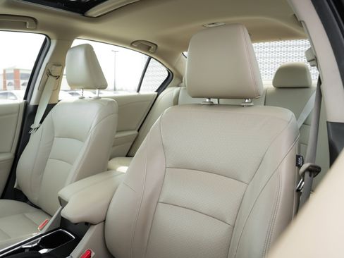 Used 2015 Honda Accord EX-L image 22