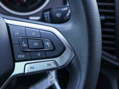 Used 2020 Volkswagen Atlas Cross Sport S FWD image 20