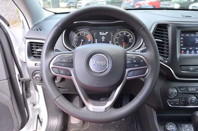 Used 2021 Jeep Cherokee Latitude Lux AWD/4WD image 16