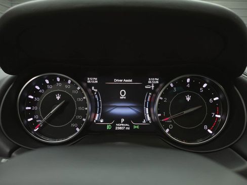 Used 2022 Maserati Levante GT AWD/4WD image 24