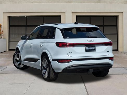 New 2025 Audi Q6 e-tron Premium Plus AWD/4WD image 3