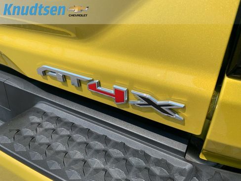 Used 2023 GMC Canyon AT4X w/ Edition 1 AWD/4WD image 15