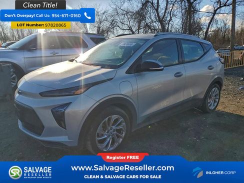 Used 2023 Chevrolet Bolt EUV LT image 1