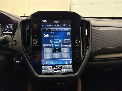 Used 2026 Subaru Forester Touring AWD/4WD image 18
