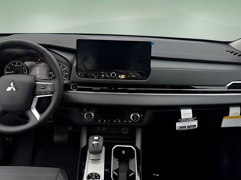 New 2025 Mitsubishi Outlander Trail Edition AWD/4WD image 23