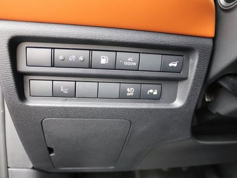 Used 2025 Mitsubishi Outlander SEL image 23