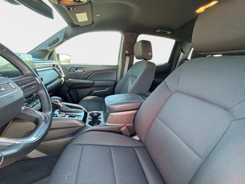 Used 2025 GMC Canyon Elevation w/ Convenience Package AWD/4WD image 22