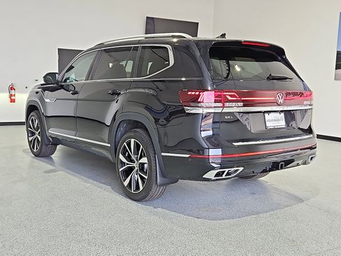 New 2026 Volkswagen Atlas SEL Premium R-Line AWD/4WD image 2