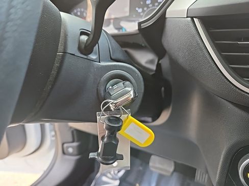 Used 2022 Ford Escape S image 25