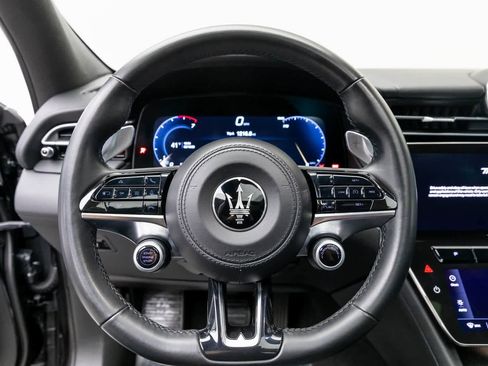 Used 2023 Maserati Grecale GT image 15