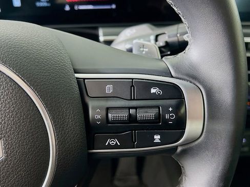 Used 2025 Kia K5 GT image 33