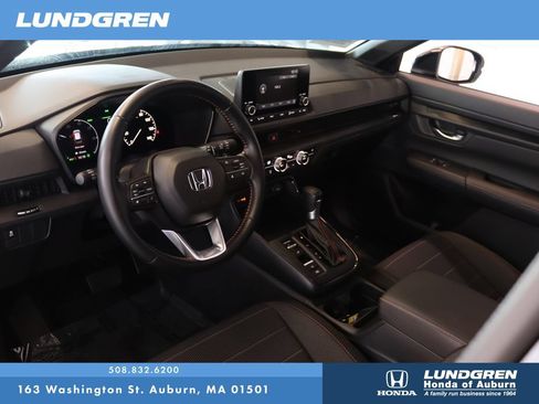 Used 2025 Honda CR-V Sport image 6