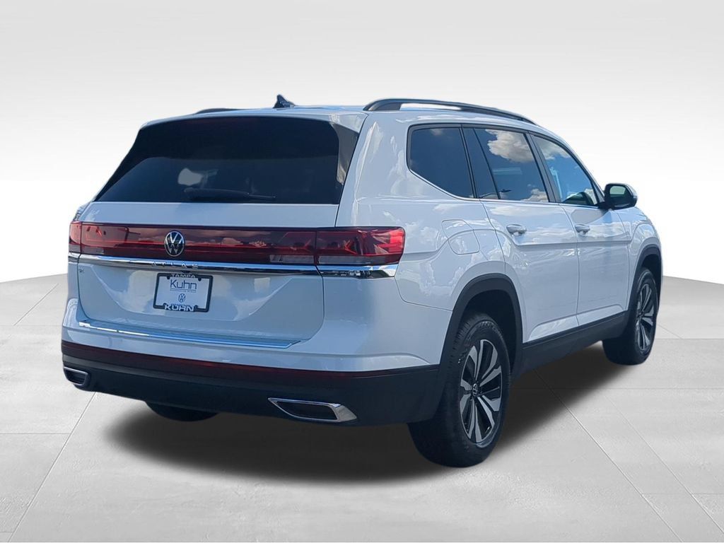 Certified 2024 Volkswagen Atlas SE FWD image 3
