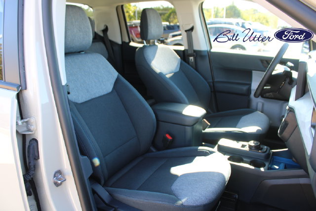 Used 2025 Ford Maverick XLT w/ Equipment Group 302A AWD/4WD image 10