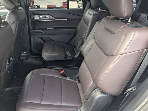 New 2026 Ford Explorer Platinum RWD image 14