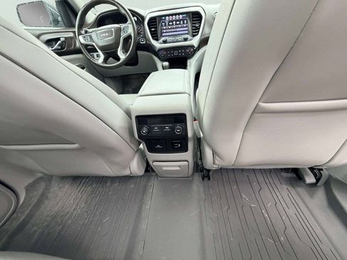 Used 2017 GMC Acadia SLT w/ LPO, Floor Liner Package AWD/4WD image 29