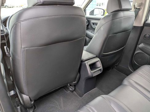 Certified 2024 Honda HR-V EX-L image 18