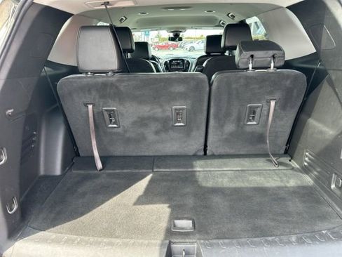 Used 2019 Chevrolet Traverse LT w/ LT Premium Package AWD/4WD image 7