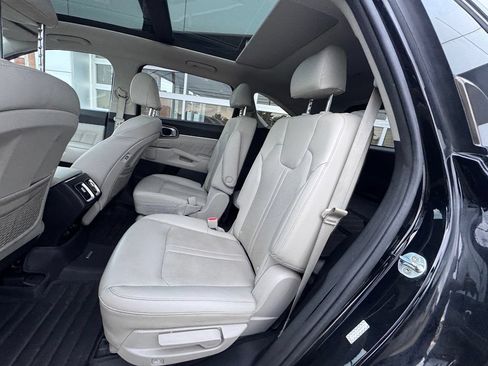 Used 2022 Kia Sorento SX FWD image 24