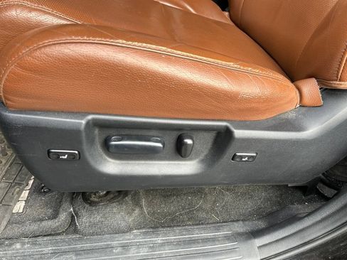 Used 2014 Toyota Sequoia Platinum AWD/4WD image 18