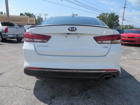 Used 2017 Kia Optima LX w/ Value Package FWD image 25
