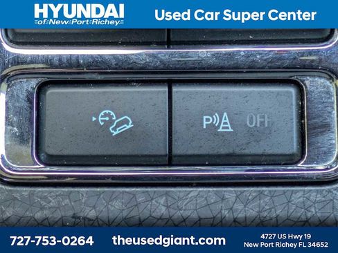 Used 2023 Ford Expedition Limited image 44