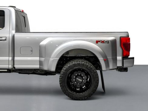 Used 2021 Ford F450 Lariat w/ Lariat Ultimate Package AWD/4WD image 12