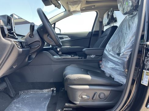 New 2025 Kia Sportage SX image 13