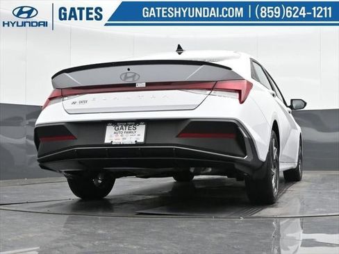 New 2025 Hyundai Elantra Sport image 96