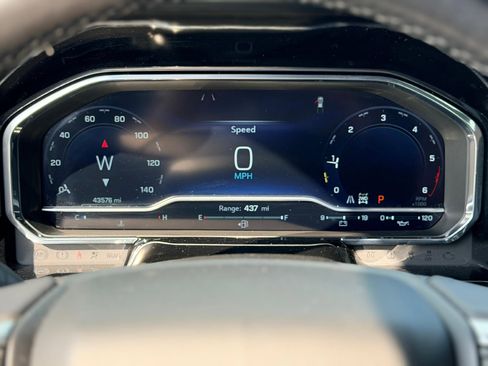 Used 2023 Chevrolet Silverado 1500 RST image 14