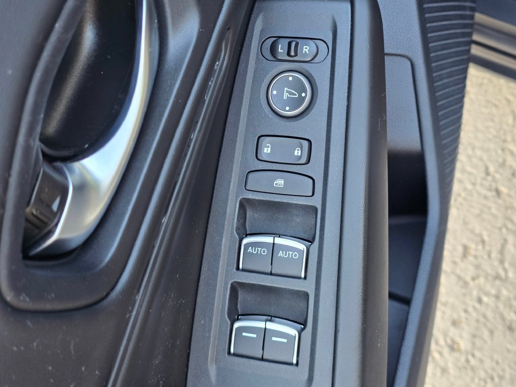 Certified 2023 Honda Accord EX image 15