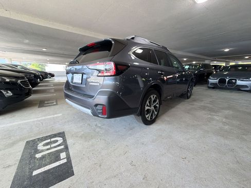 Used 2022 Subaru Outback Touring XT w/ Popular Package #2 image 8