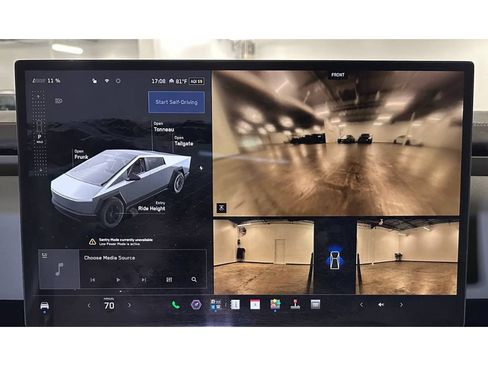 Used 2025 Tesla Cybertruck Cyberbeast AWD/4WD image 33