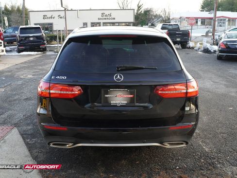 Used 2017 Mercedes-Benz E 400 4MATIC Wagon image 6