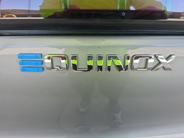 Used 2025 Chevrolet Equinox EV LT FWD image 11