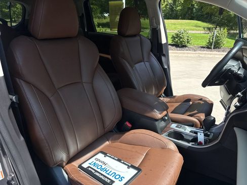 Used 2019 Subaru Ascent Touring w/ Popular Package #2 AWD/4WD image 34