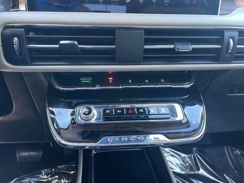 Certified 2025 Lincoln Corsair Reserve FWD image 34