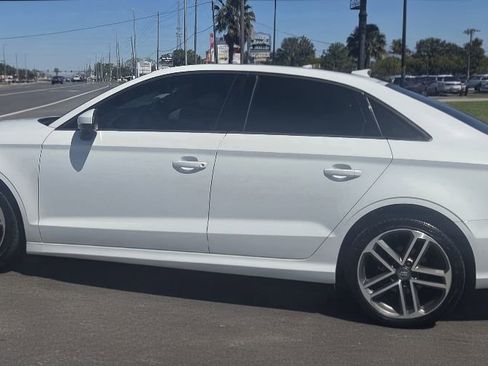 Used 2017 Audi A3 2.0T Premium w/ Convenience Package image 3